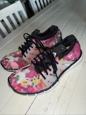 women's Adidas Core Grace training shoes featuring a floral graphic mesh upper 7